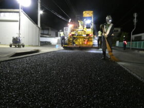 西道維第１１９号　県道丸亀詫間豊浜線　道路維持修繕工事（舗装工）